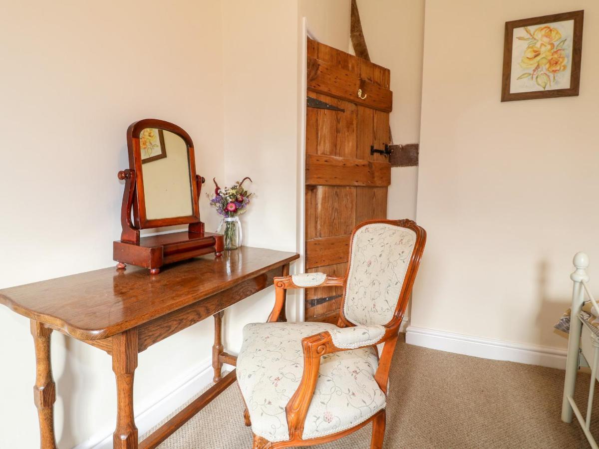 Tolldish Cottage Stafford Exterior foto